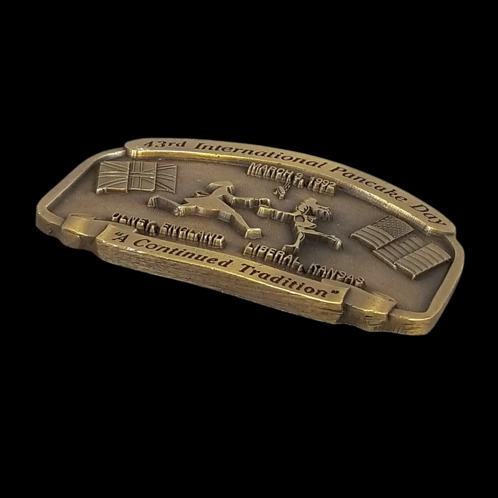 Belt Buckle Vintage 1992 Western Associates 43rd International Pancake Day Brass - Picture 4 of 10